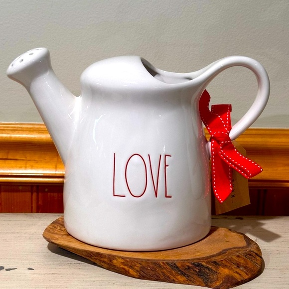NWT Rae Dunn LOVE Watering Can Garden Flowers Plants Holiday Gift White Red - Picture 1 of 6